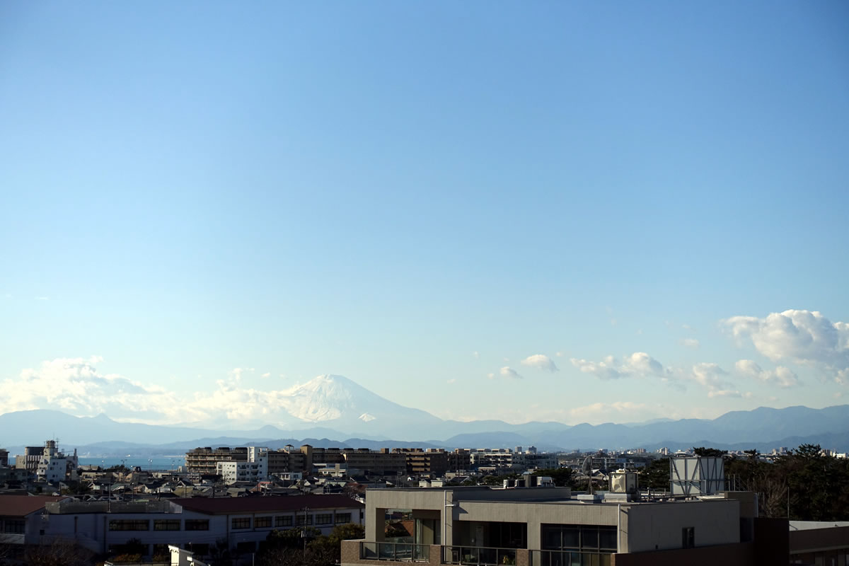 最寄り駅からの富士山の眺め