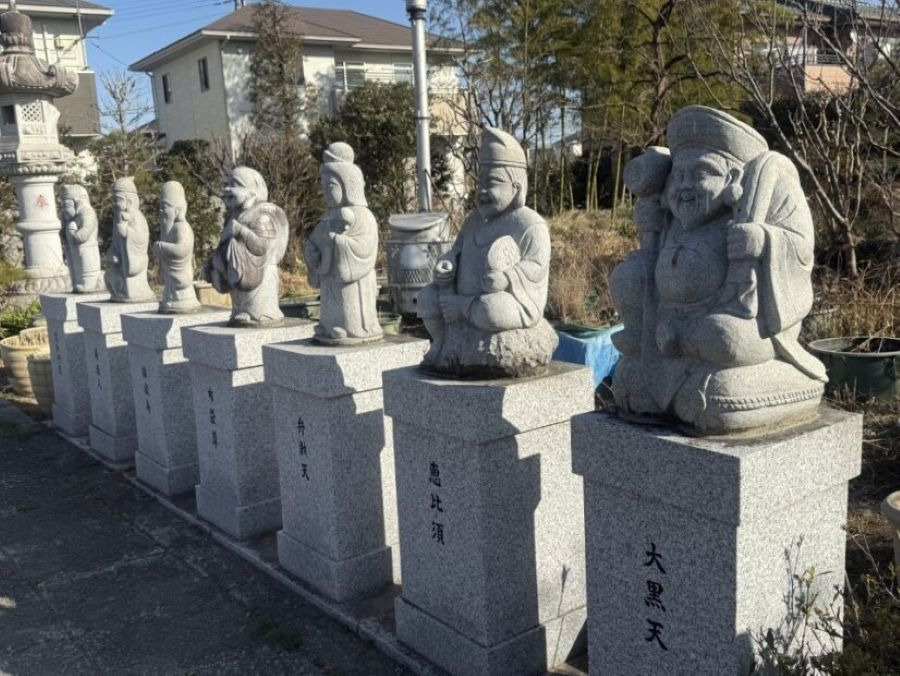 アーバン熊谷籠原樹木葬墓地七福神